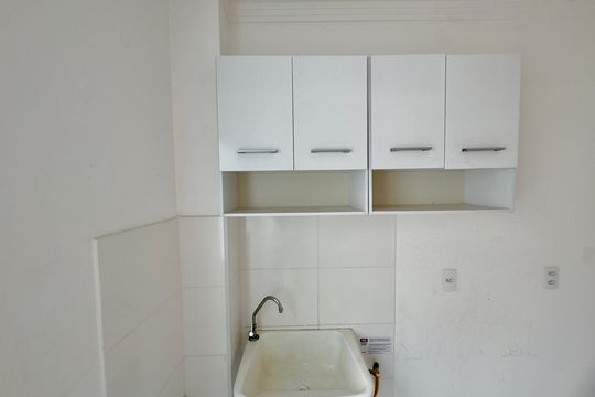 Área de Serviço de apartamento para alugar com 2 quartos, 42m² em Jardim Novo Portugal, Guarulhos