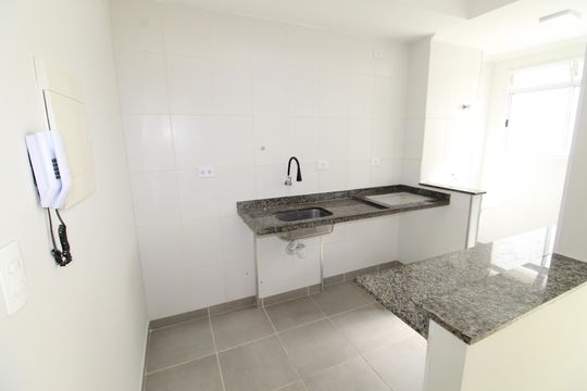 Cozinha de apartamento para alugar com 2 quartos, 48m² em Vila Iracema, São José dos Campos