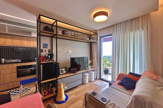 Sala/cozinha  de apartamento para alugar com 2 quartos, 57m² em Santo Amaro, São Paulo