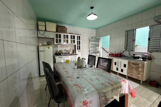Cozinha de casa para alugar com 2 quartos, 80m² em Vale do Sol, Barueri
