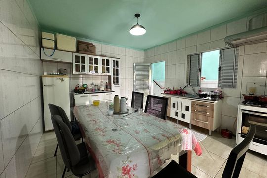 Cozinha de casa para alugar com 2 quartos, 80m² em Vale do Sol, Barueri
