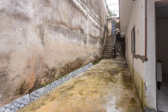 Quintal de casa à venda com 2 quartos, 100m² em Jardim Santa Fe (zona Sul), São Paulo