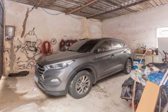 Garagem de casa à venda com 2 quartos, 100m² em Jardim Santa Fe (zona Sul), São Paulo
