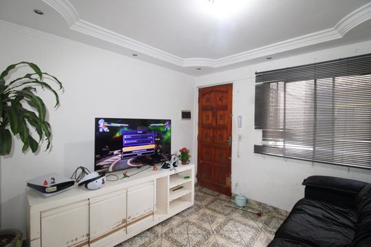 Apartamento à venda com 2 quartos, 50m² em Jardim Redil, São Paulo