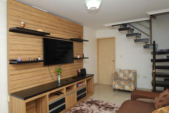 Casa à venda com 4 quartos, 186m² em Vila Chabilandia, São Paulo