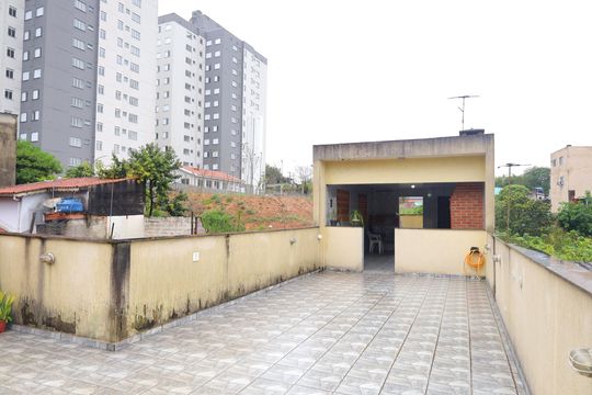 Quintal de casa à venda com 4 quartos, 186m² em Vila Chabilandia, São Paulo