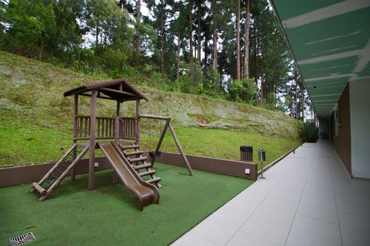 Área comum - Playground de casa de condomínio para alugar com 3 quartos, 160m² em Santa Cândida, Curitiba