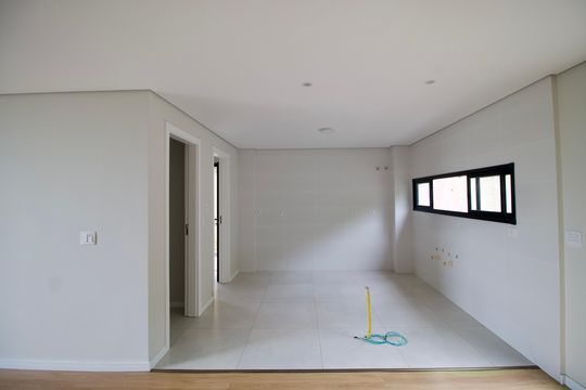Cozinha de casa de condomínio para alugar com 3 quartos, 160m² em Santa Cândida, Curitiba