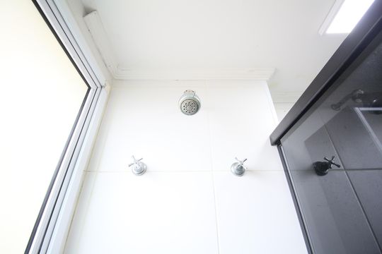 Banheiro da Suíte de apartamento à venda com 3 quartos, 78m² em Chácara Agrindus, Taboão da Serra