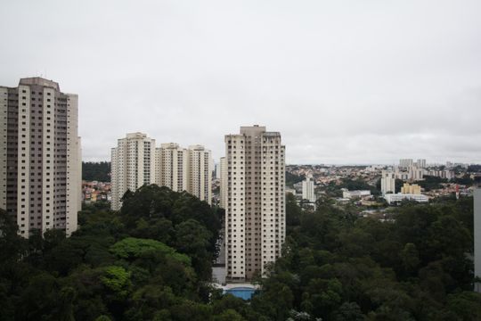 Vista da Varanda de apartamento à venda com 3 quartos, 78m² em Chácara Agrindus, Taboão da Serra