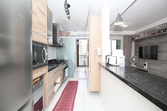 Cozinha de apartamento à venda com 3 quartos, 78m² em Chácara Agrindus, Taboão da Serra