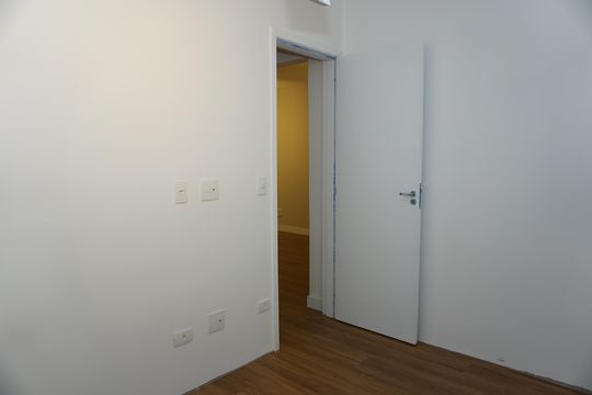 Quarto 2 de apartamento para alugar com 2 quartos, 44m² em Jardim Vista Alegre, Embu das Artes