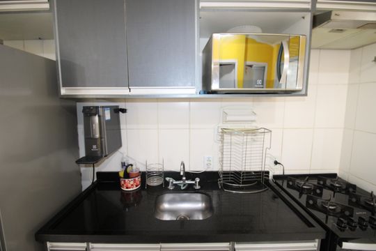 Cozinha de apartamento à venda com 2 quartos, 53m² em Jardim Brasilia, São Paulo