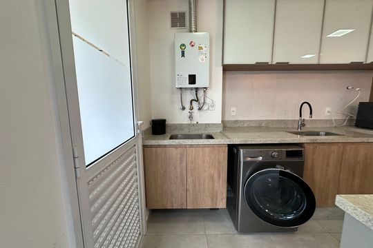 Área de Serviço de apartamento para alugar com 1 quarto, 66m² em Bethaville I, Barueri