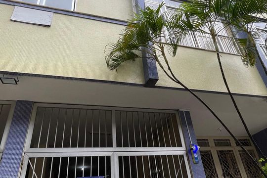 Plaquinha de apartamento à venda com 2 quartos, 64m² em Vila Isabel, Rio de Janeiro