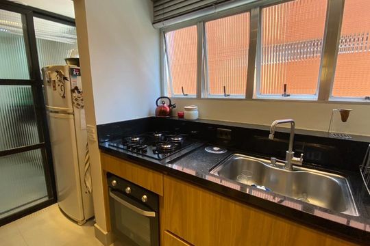 Cozinha de apartamento à venda com 2 quartos, 75m² em Vila Dom Pedro I, São Paulo