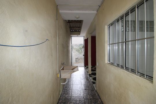 Área de Serviço 2 de casa para alugar com 4 quartos, 205m² em Parque Santa Rita, São Paulo