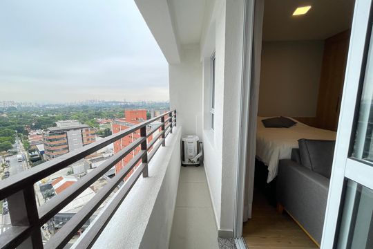 Varanda de kitnet/studio à venda com 1 quarto, 25m² em Butantã, São Paulo