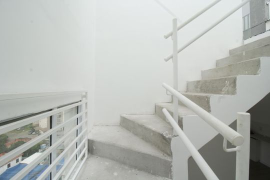 Detalhe Sala de casa para alugar com 1 quarto, 80m² em Vila Mangalot, São Paulo