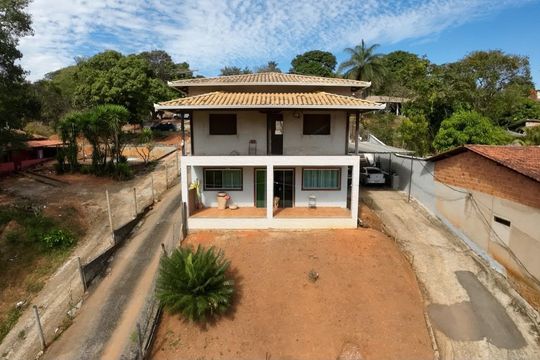 Casa à venda com 2 quartos, 1500m² em Quintas Coloniais, Contagem
