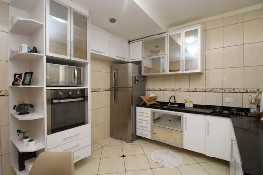 Cozinha de casa à venda com 2 quartos, 90m² em Jardim Maria Duarte, São Paulo