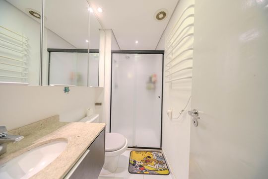 Banheiro de kitnet/studio à venda com 1 quarto, 37m² em Bela Vista, São Paulo