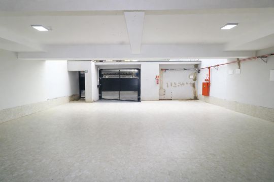Garagem de apartamento à venda com 2 quartos, 56m² em Jardim Pilar, Santo André