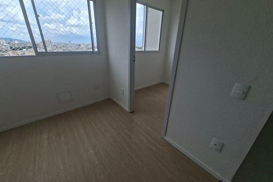 Sala de apartamento para alugar com 2 quartos, 35m² em Vila Pereira Cerca, São Paulo