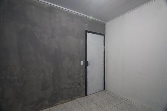Quarto 1 de casa para alugar com 2 quartos, 42m² em Vila Imbui, Cachoeirinha