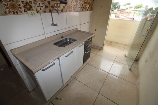 Cozinha de kitnet/studio para alugar com 2 quartos, 16m² em Jardim Bela Vista, São José dos Campos
