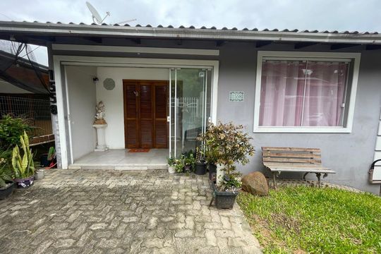 Casa para alugar com 2 quartos, 70m² em São Jorge, Novo Hamburgo