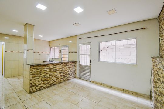 Casa para alugar com 2 quartos, 110m² em Parque Continental, Guarulhos