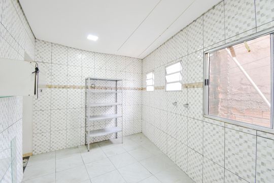 Área de Serviço de casa para alugar com 2 quartos, 110m² em Parque Continental, Guarulhos