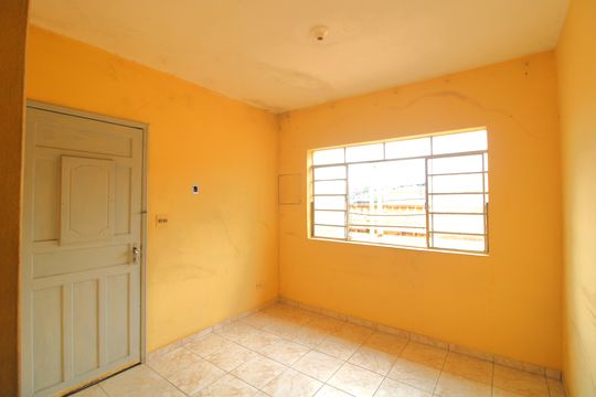 Casa à venda com 3 quartos, 168m² em Parque Brasil, São Paulo