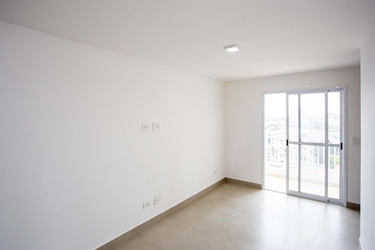 Sala de apartamento para alugar com 2 quartos, 54m² em Vila Maria Leonor, Diadema