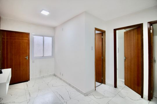 Sala/Cozinha de apartamento à venda com 2 quartos, 42m² em Parque Boturussu, São Paulo