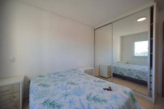 Quarto  de apartamento para alugar com 1 quarto, 47m² em Jardim Cidade de Florianopolis, São José