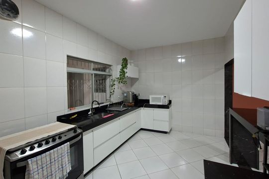 Apartamento à venda com 3 quartos, 220m² em Boa Vista, Belo Horizonte