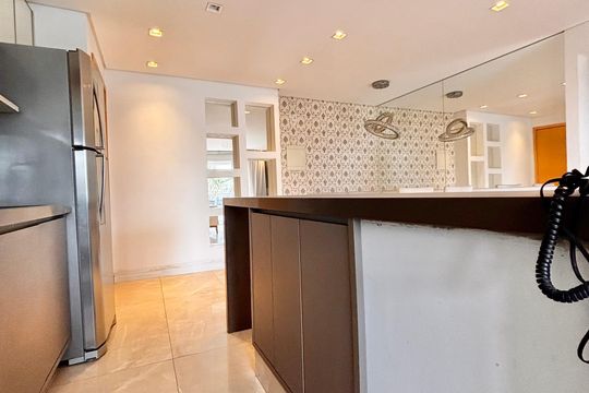 Cozinha de apartamento à venda com 2 quartos, 70m² em Melville Empresarial Ii, Barueri