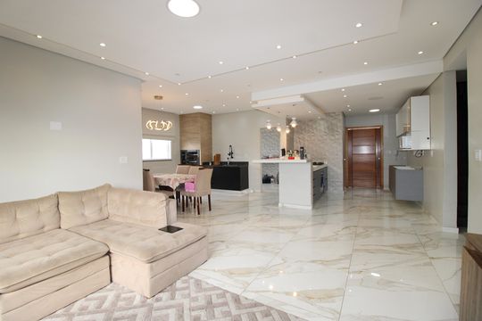 Sala/Cozinha de casa à venda com 3 quartos, 140m² em Parada Xv de Novembro, São Paulo