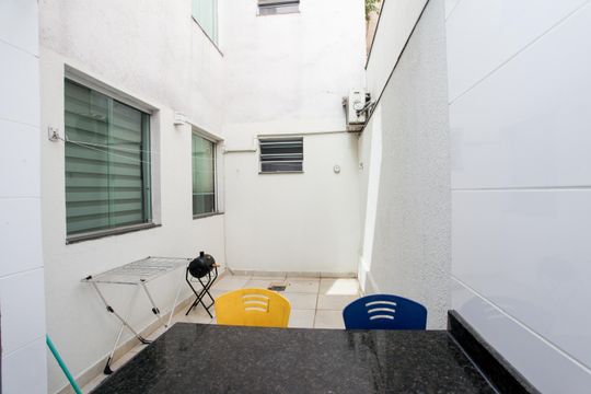 Área externa de apartamento à venda com 3 quartos, 108m² em Amazonas, Contagem