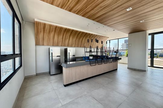 Área comum de apartamento à venda com 3 quartos, 131m² em Pinheiros, São Paulo