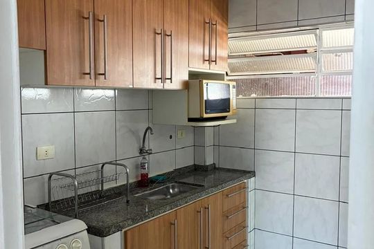 Cozinha de apartamento à venda com 1 quarto, 45m² em República, São Paulo