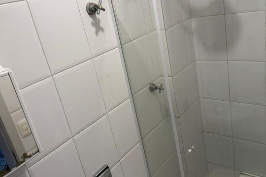 Banheiro de apartamento à venda com 2 quartos, 132m² em Vila Mariana, São Paulo