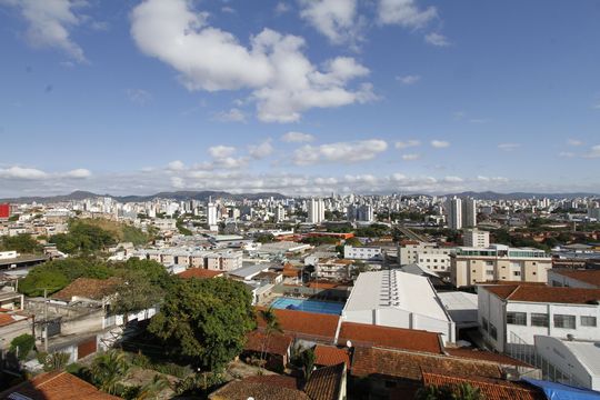vista de apartamento para alugar com 2 quartos, 72m² em Carlos Prates, Belo Horizonte
