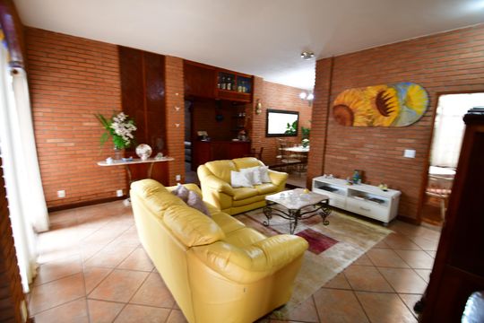 Casa para alugar com 4 quartos, 430m² em Chácara da Barra, Campinas