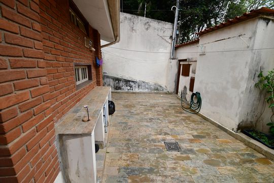 Quintal de casa para alugar com 4 quartos, 430m² em Chácara da Barra, Campinas