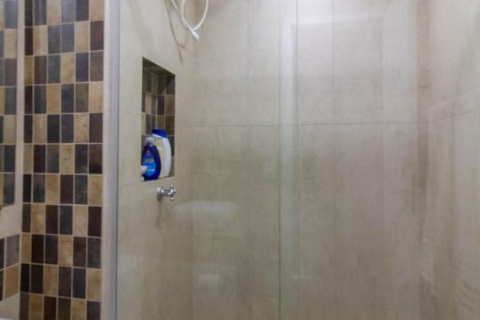 Banheiro de apartamento à venda com 2 quartos, 59m² em Jardim Sao Ricardo, Guarulhos