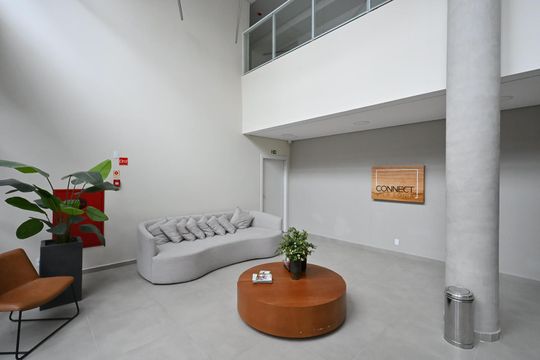 Hall Social de apartamento para alugar com 1 quarto, 53m² em Vila Sonia, São Paulo