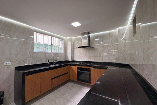 Cozinha de casa para alugar com 3 quartos, 120m² em Vila Sao Pedro, Santo André